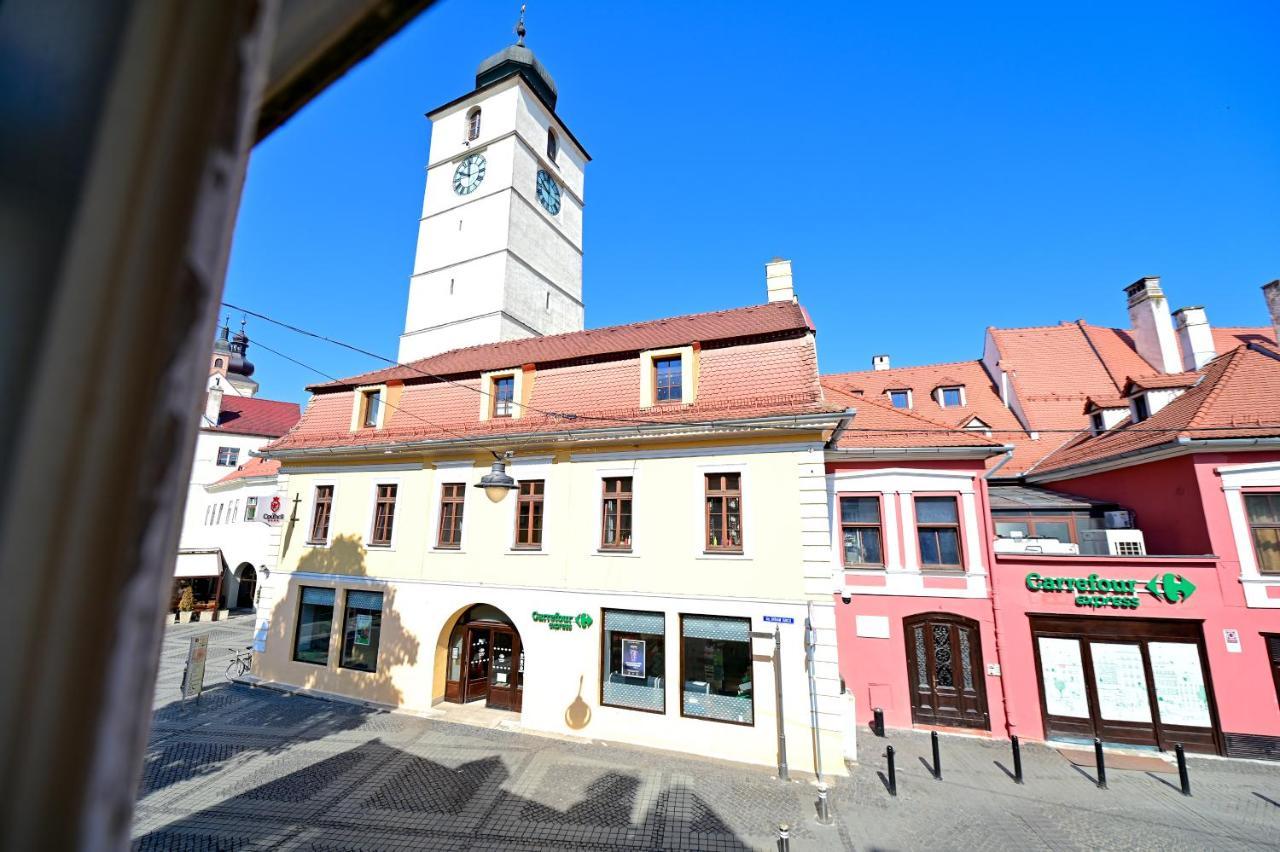 Lovely 2 Bedroom In Historic Center * Sibiu